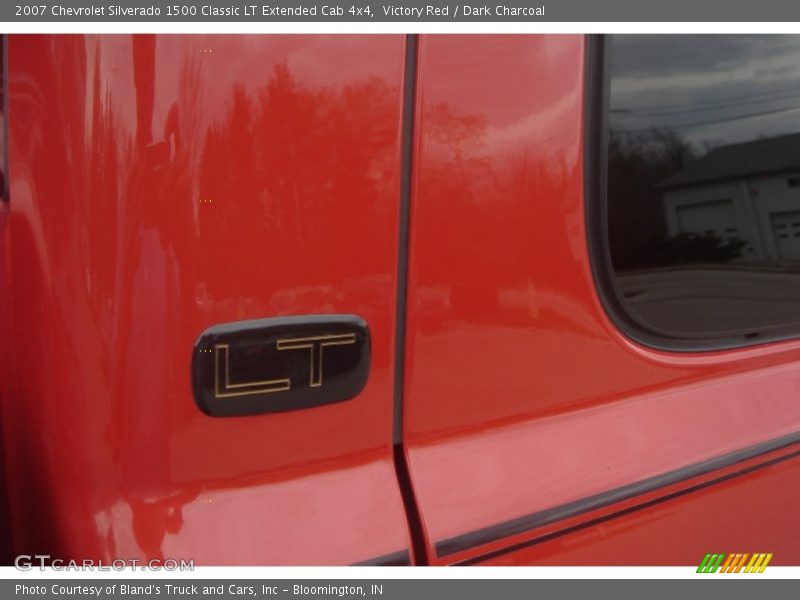 Victory Red / Dark Charcoal 2007 Chevrolet Silverado 1500 Classic LT Extended Cab 4x4