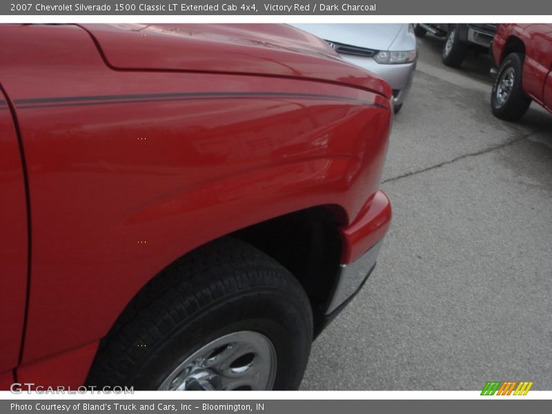 Victory Red / Dark Charcoal 2007 Chevrolet Silverado 1500 Classic LT Extended Cab 4x4