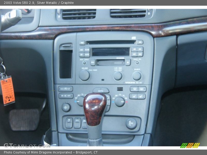 Silver Metallic / Graphite 2003 Volvo S80 2.9