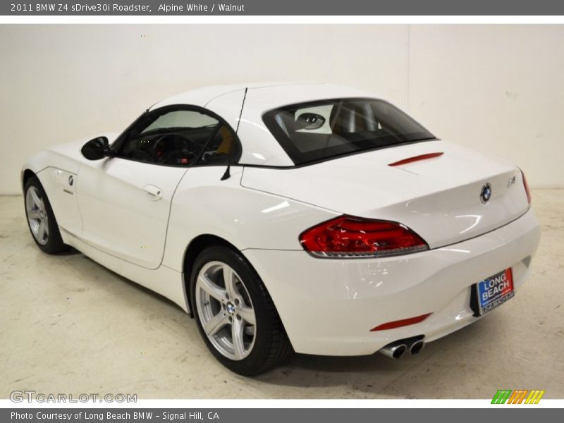 Alpine White / Walnut 2011 BMW Z4 sDrive30i Roadster