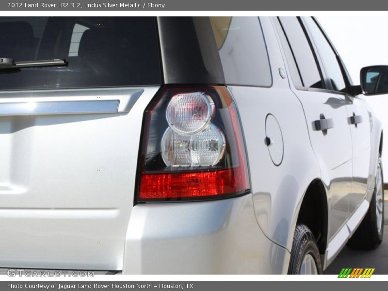 Indus Silver Metallic / Ebony 2012 Land Rover LR2 3.2