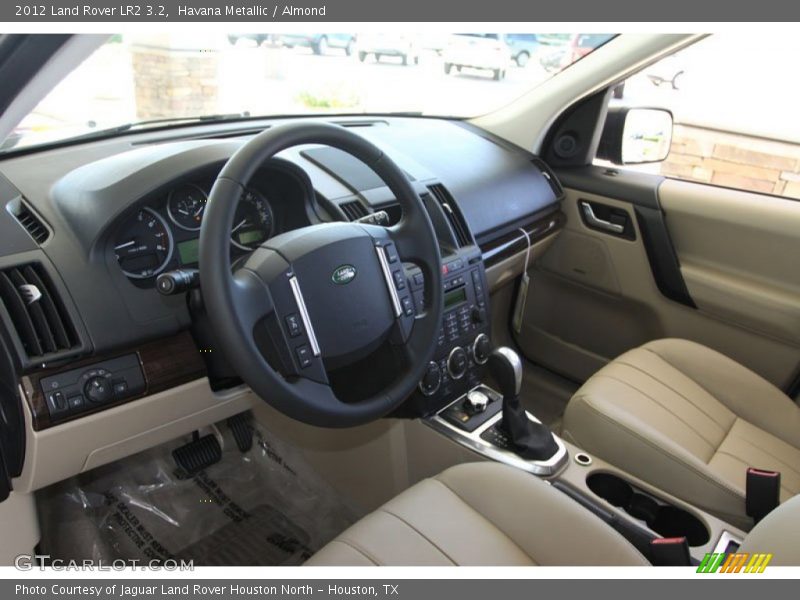 Havana Metallic / Almond 2012 Land Rover LR2 3.2