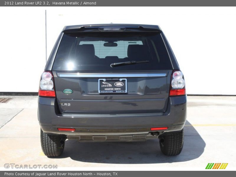 Havana Metallic / Almond 2012 Land Rover LR2 3.2