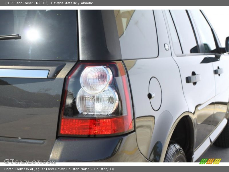Havana Metallic / Almond 2012 Land Rover LR2 3.2