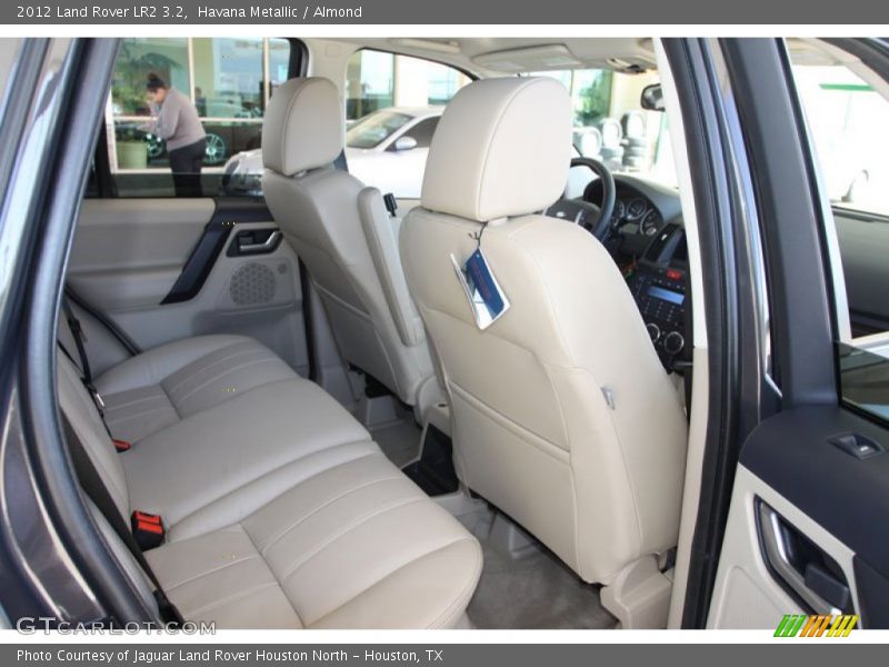 Havana Metallic / Almond 2012 Land Rover LR2 3.2