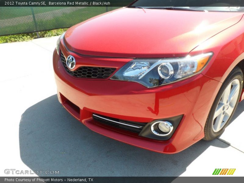 Barcelona Red Metallic / Black/Ash 2012 Toyota Camry SE