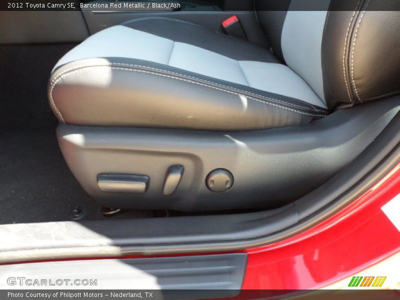 Barcelona Red Metallic / Black/Ash 2012 Toyota Camry SE
