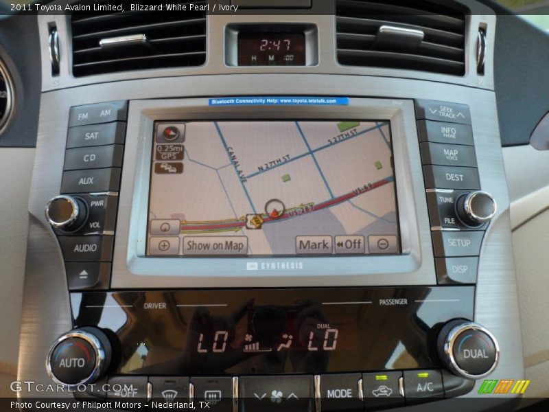 Blizzard White Pearl / Ivory 2011 Toyota Avalon Limited
