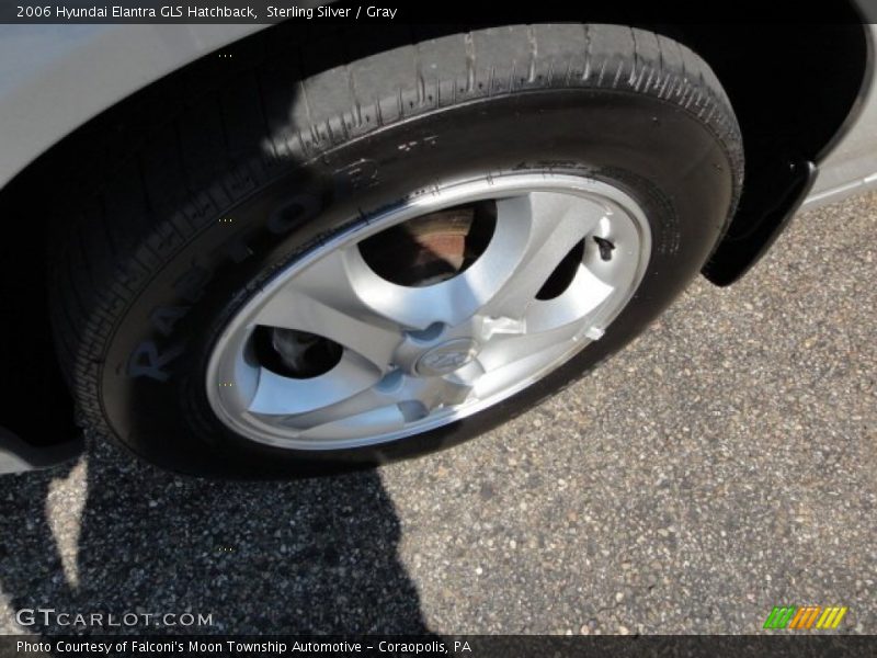 Sterling Silver / Gray 2006 Hyundai Elantra GLS Hatchback