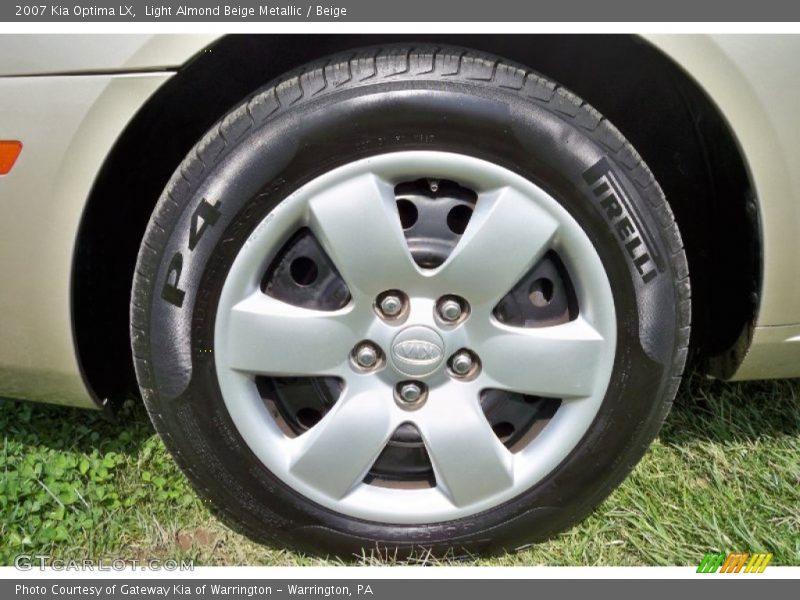  2007 Optima LX Wheel