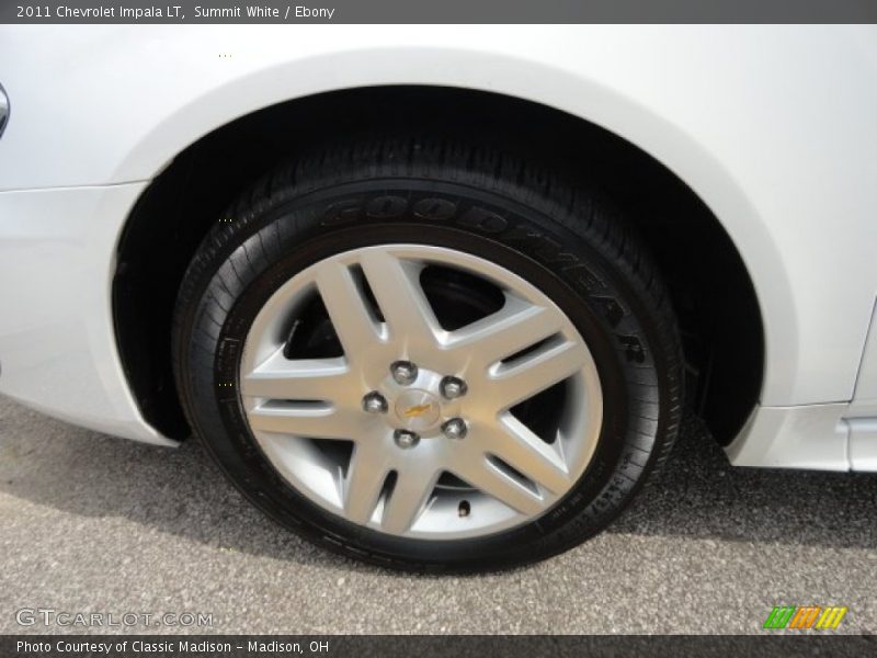 Summit White / Ebony 2011 Chevrolet Impala LT