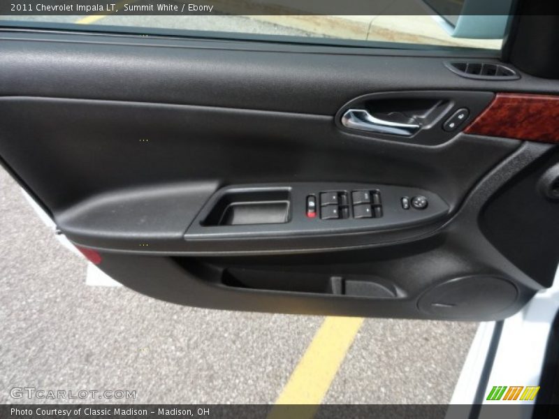Summit White / Ebony 2011 Chevrolet Impala LT