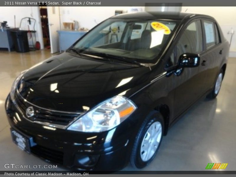 Super Black / Charcoal 2011 Nissan Versa 1.8 S Sedan