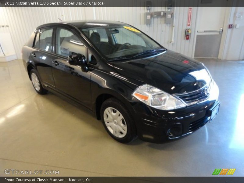 Super Black / Charcoal 2011 Nissan Versa 1.8 S Sedan