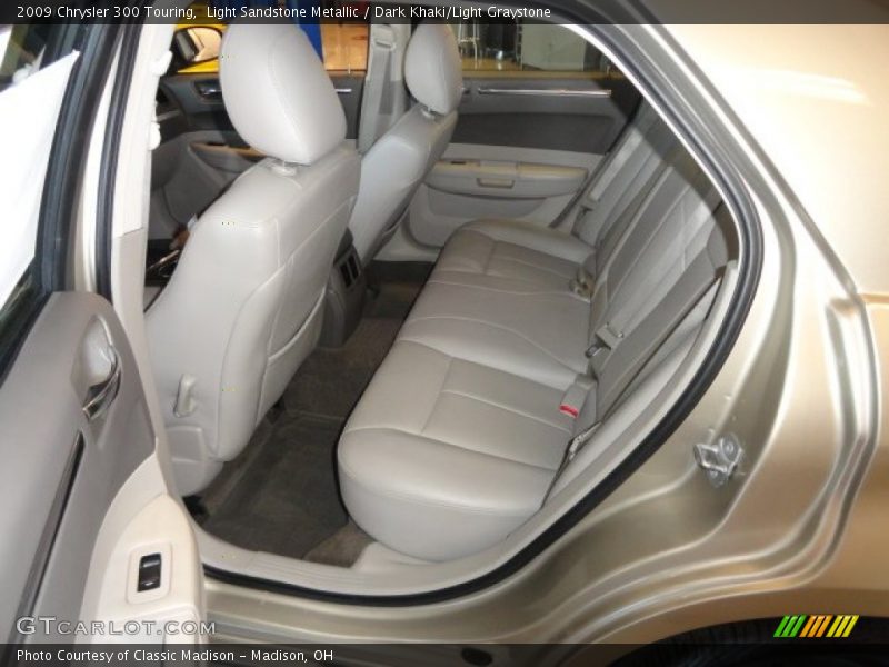 Light Sandstone Metallic / Dark Khaki/Light Graystone 2009 Chrysler 300 Touring