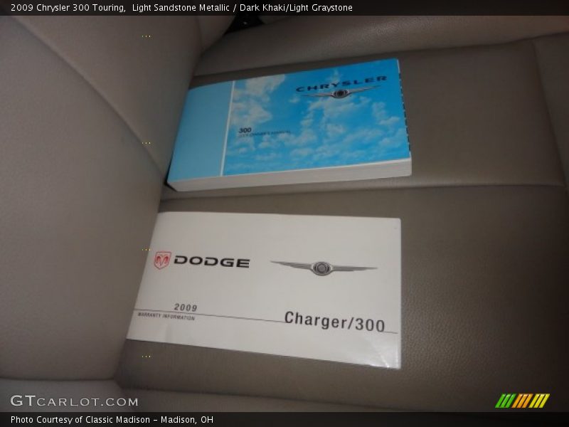 Books/Manuals of 2009 300 Touring