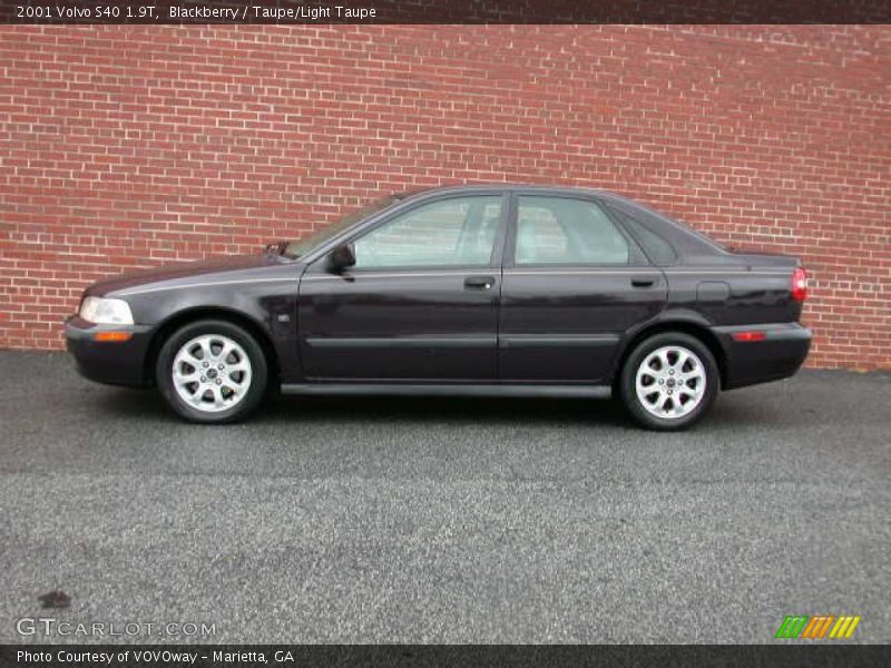 Blackberry / Taupe/Light Taupe 2001 Volvo S40 1.9T