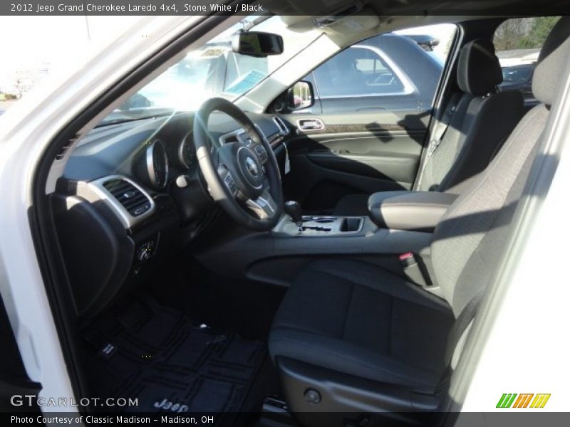 Stone White / Black 2012 Jeep Grand Cherokee Laredo 4x4