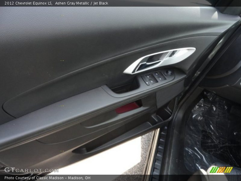 Ashen Gray Metallic / Jet Black 2012 Chevrolet Equinox LS