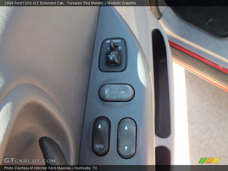Toreador Red Metallic / Medium Graphite 1999 Ford F150 XLT Extended Cab