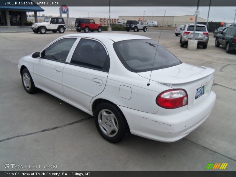 White / Beige 2001 Kia Sephia