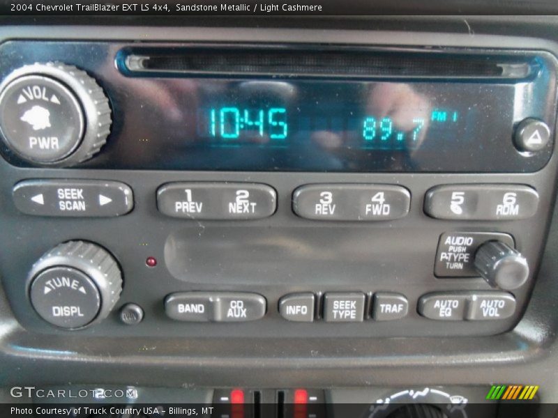 Sandstone Metallic / Light Cashmere 2004 Chevrolet TrailBlazer EXT LS 4x4