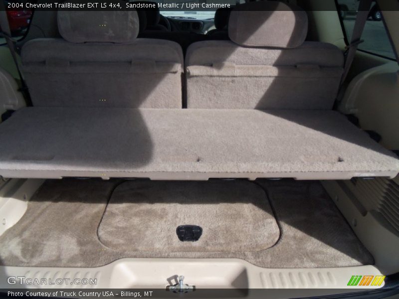 Sandstone Metallic / Light Cashmere 2004 Chevrolet TrailBlazer EXT LS 4x4
