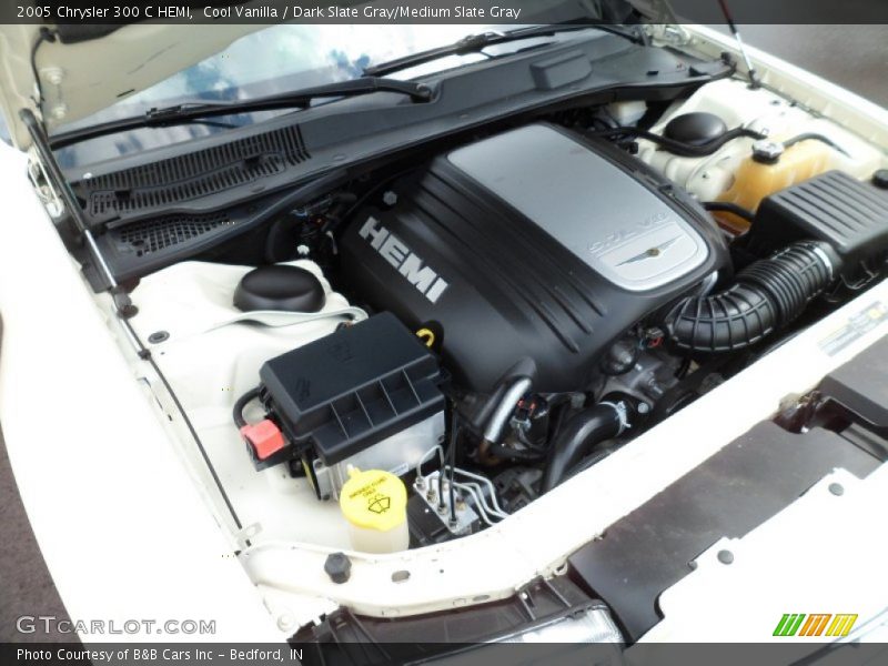 Cool Vanilla / Dark Slate Gray/Medium Slate Gray 2005 Chrysler 300 C HEMI