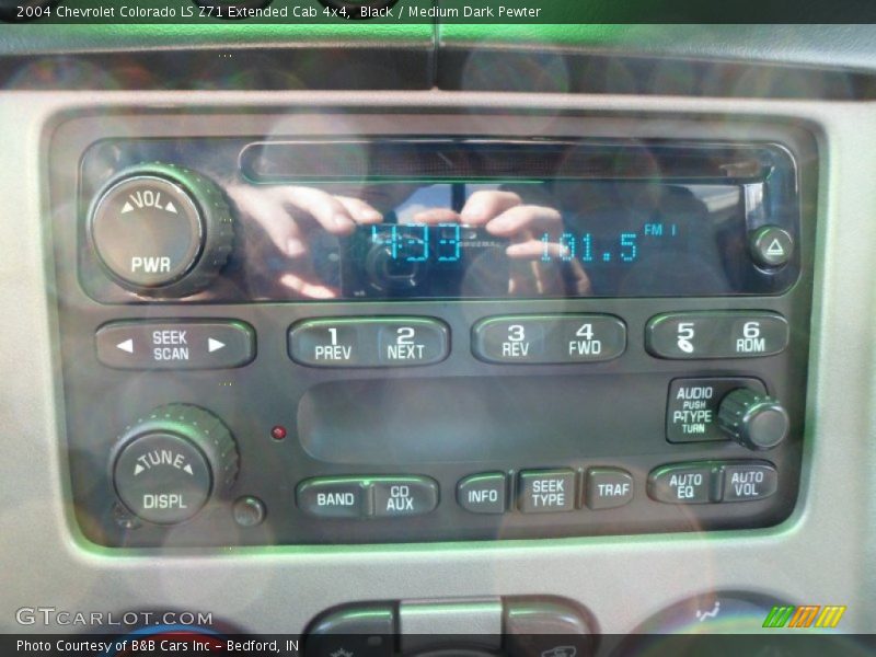 Black / Medium Dark Pewter 2004 Chevrolet Colorado LS Z71 Extended Cab 4x4