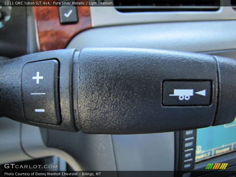 Pure Silver Metallic / Light Titanium 2011 GMC Yukon SLT 4x4