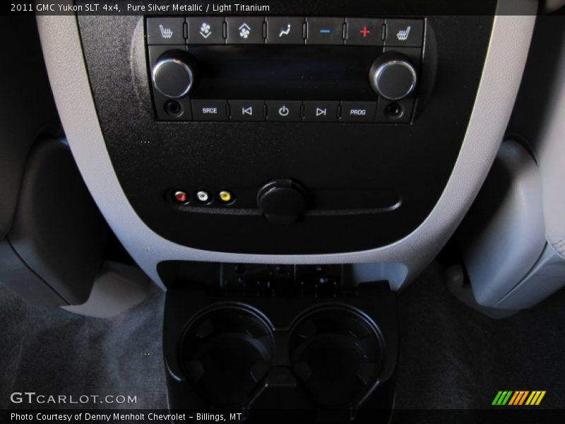 Pure Silver Metallic / Light Titanium 2011 GMC Yukon SLT 4x4