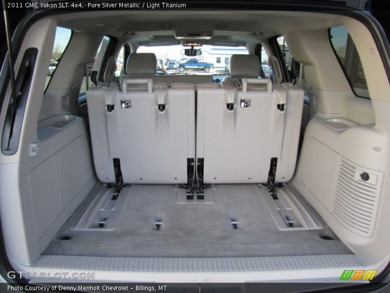 Pure Silver Metallic / Light Titanium 2011 GMC Yukon SLT 4x4