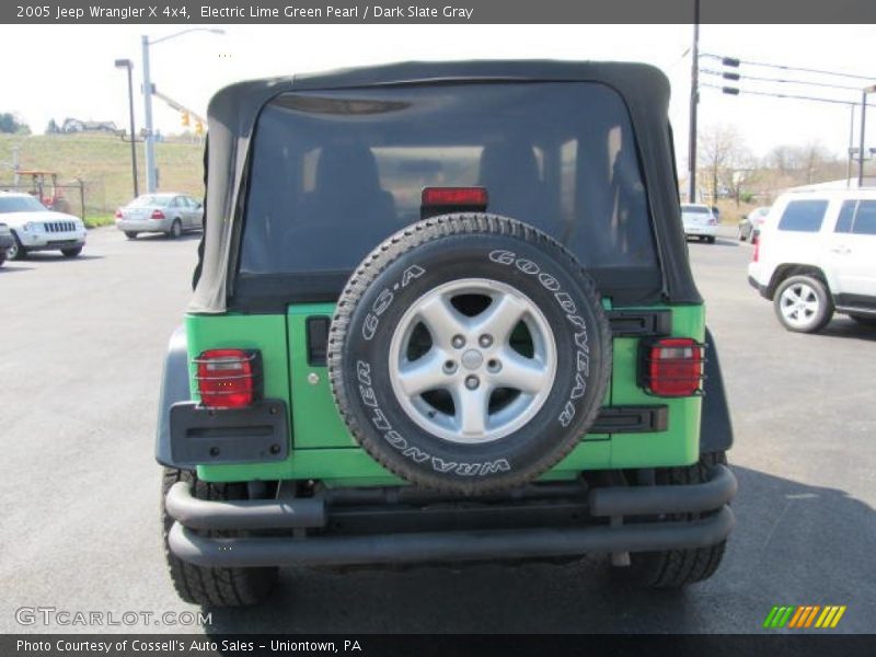 Electric Lime Green Pearl / Dark Slate Gray 2005 Jeep Wrangler X 4x4