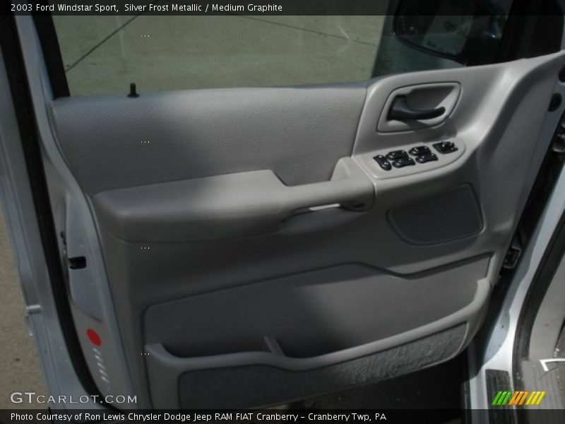 Silver Frost Metallic / Medium Graphite 2003 Ford Windstar Sport