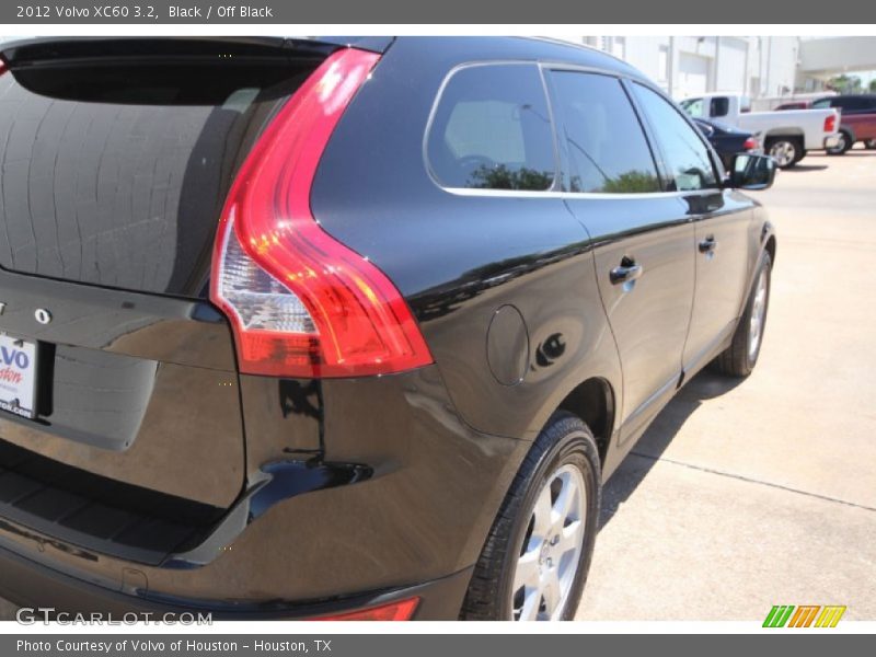 Black / Off Black 2012 Volvo XC60 3.2