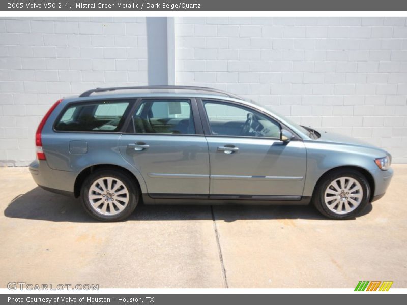 Mistral Green Metallic / Dark Beige/Quartz 2005 Volvo V50 2.4i