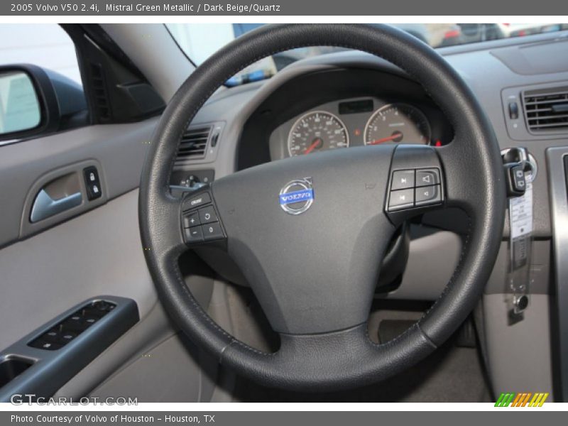 Mistral Green Metallic / Dark Beige/Quartz 2005 Volvo V50 2.4i