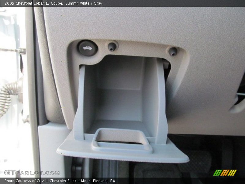 Summit White / Gray 2009 Chevrolet Cobalt LS Coupe