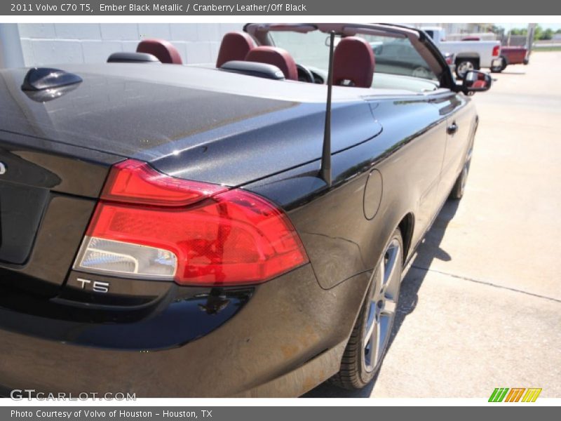 Ember Black Metallic / Cranberry Leather/Off Black 2011 Volvo C70 T5