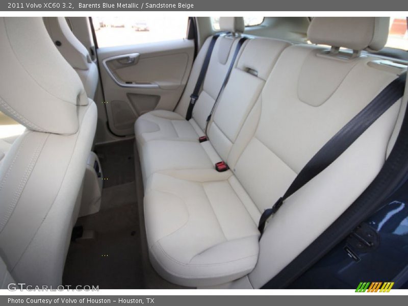 Barents Blue Metallic / Sandstone Beige 2011 Volvo XC60 3.2