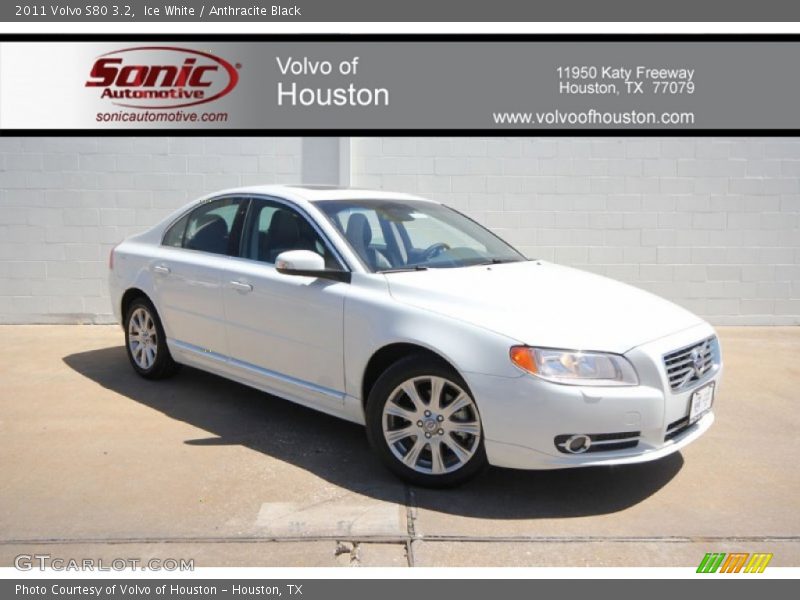 Ice White / Anthracite Black 2011 Volvo S80 3.2