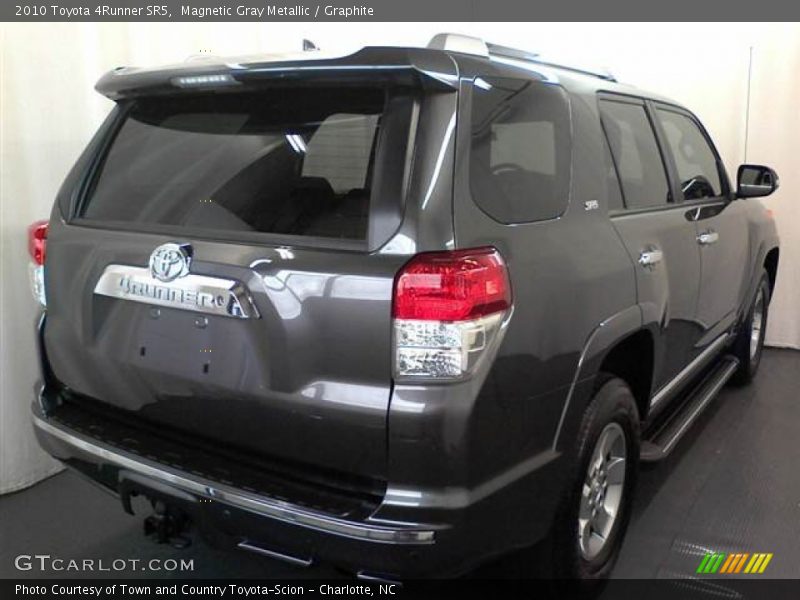 Magnetic Gray Metallic / Graphite 2010 Toyota 4Runner SR5