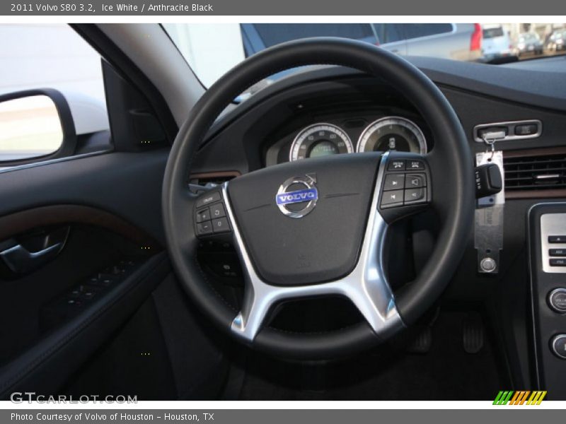 Ice White / Anthracite Black 2011 Volvo S80 3.2