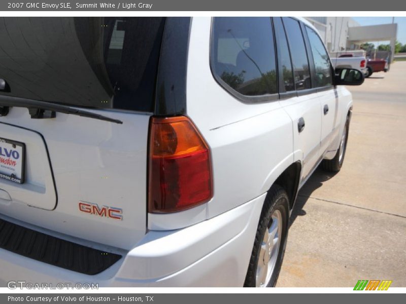 Summit White / Light Gray 2007 GMC Envoy SLE