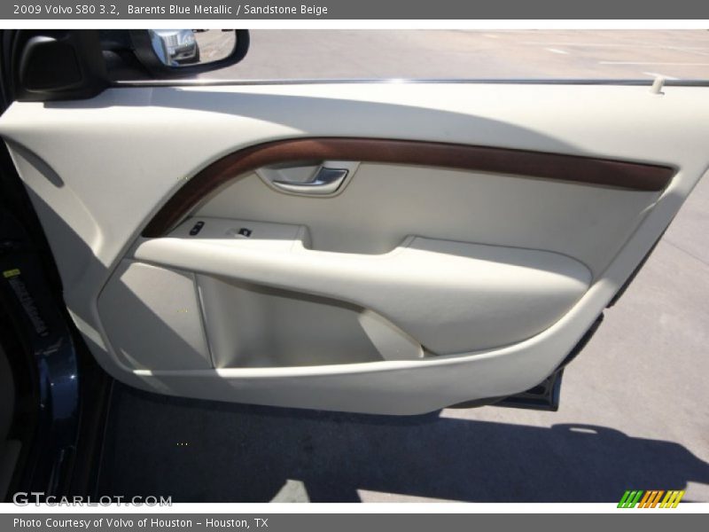 Barents Blue Metallic / Sandstone Beige 2009 Volvo S80 3.2