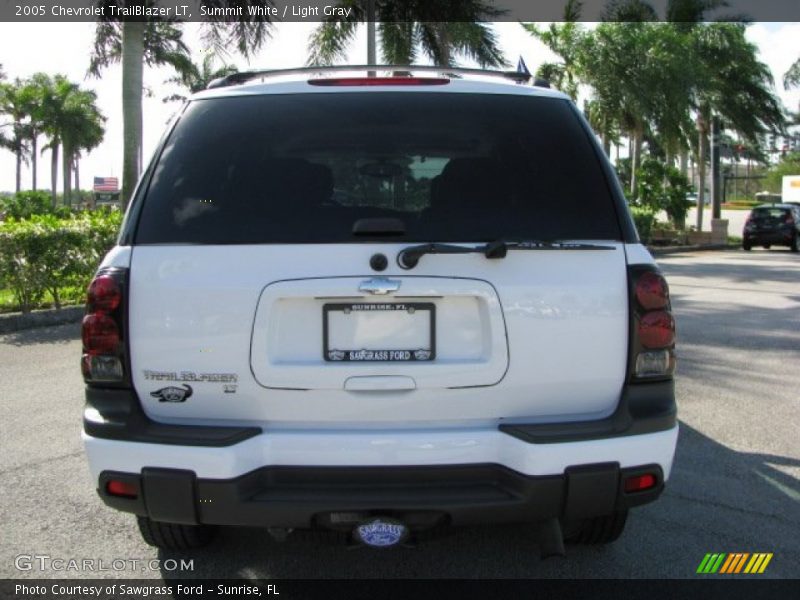 Summit White / Light Gray 2005 Chevrolet TrailBlazer LT