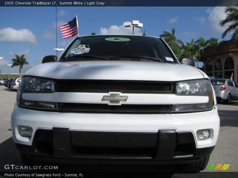 Summit White / Light Gray 2005 Chevrolet TrailBlazer LT