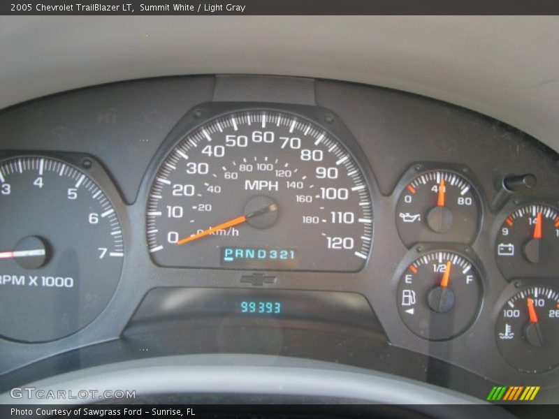Summit White / Light Gray 2005 Chevrolet TrailBlazer LT
