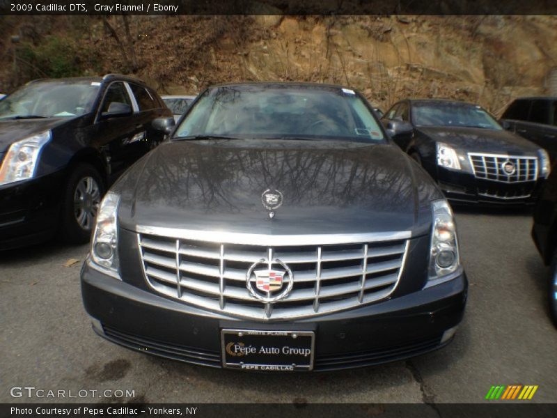 Gray Flannel / Ebony 2009 Cadillac DTS