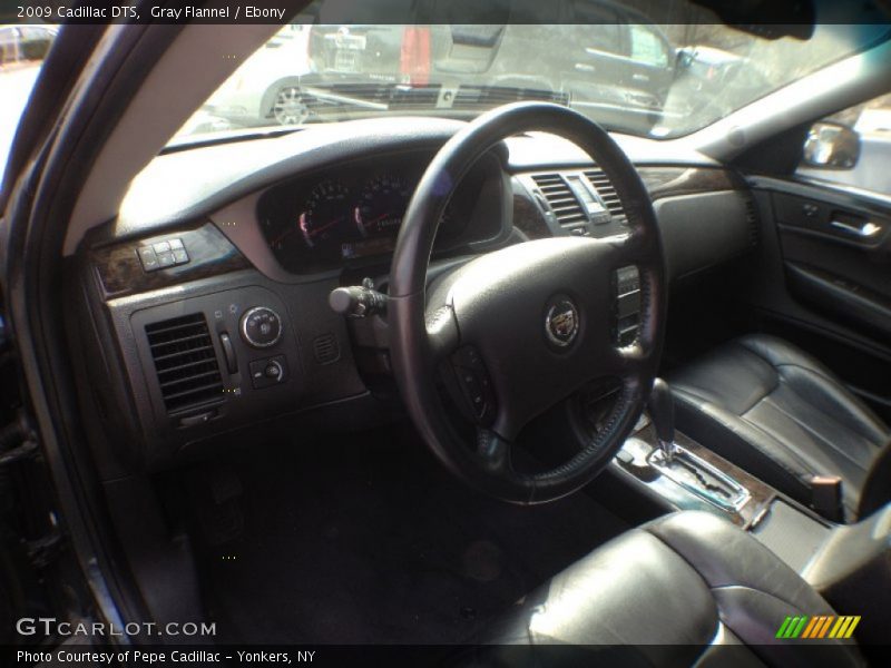 Gray Flannel / Ebony 2009 Cadillac DTS
